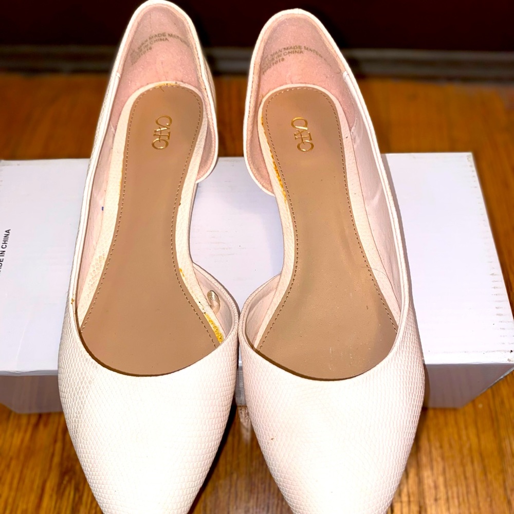 Cato Cream White Flats